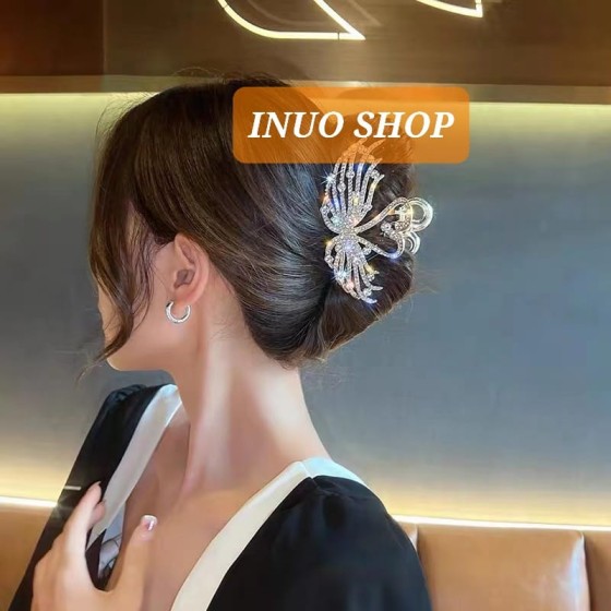 Pinza con diseño de cisne elegante